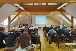 SREČANJE NOGOMETNIH TRENERJEV 08 FOTO TINE ŠUBIC